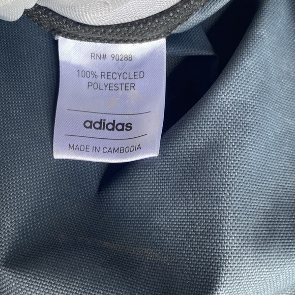Adidas White Drawstring Backpack - Picture 10 of 11